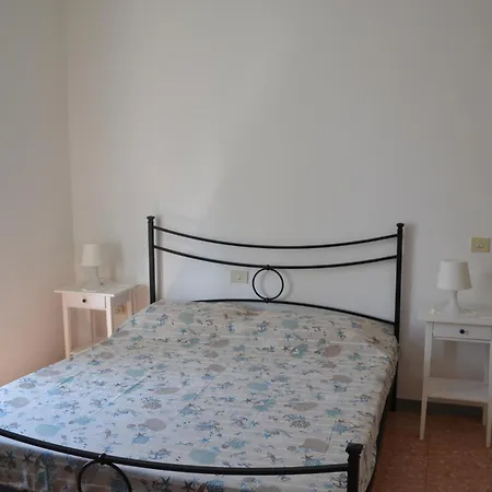 4m Appartement Ameglia